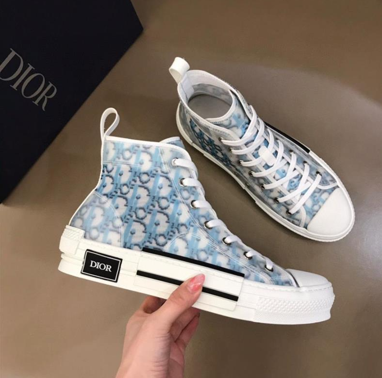 Dior B23