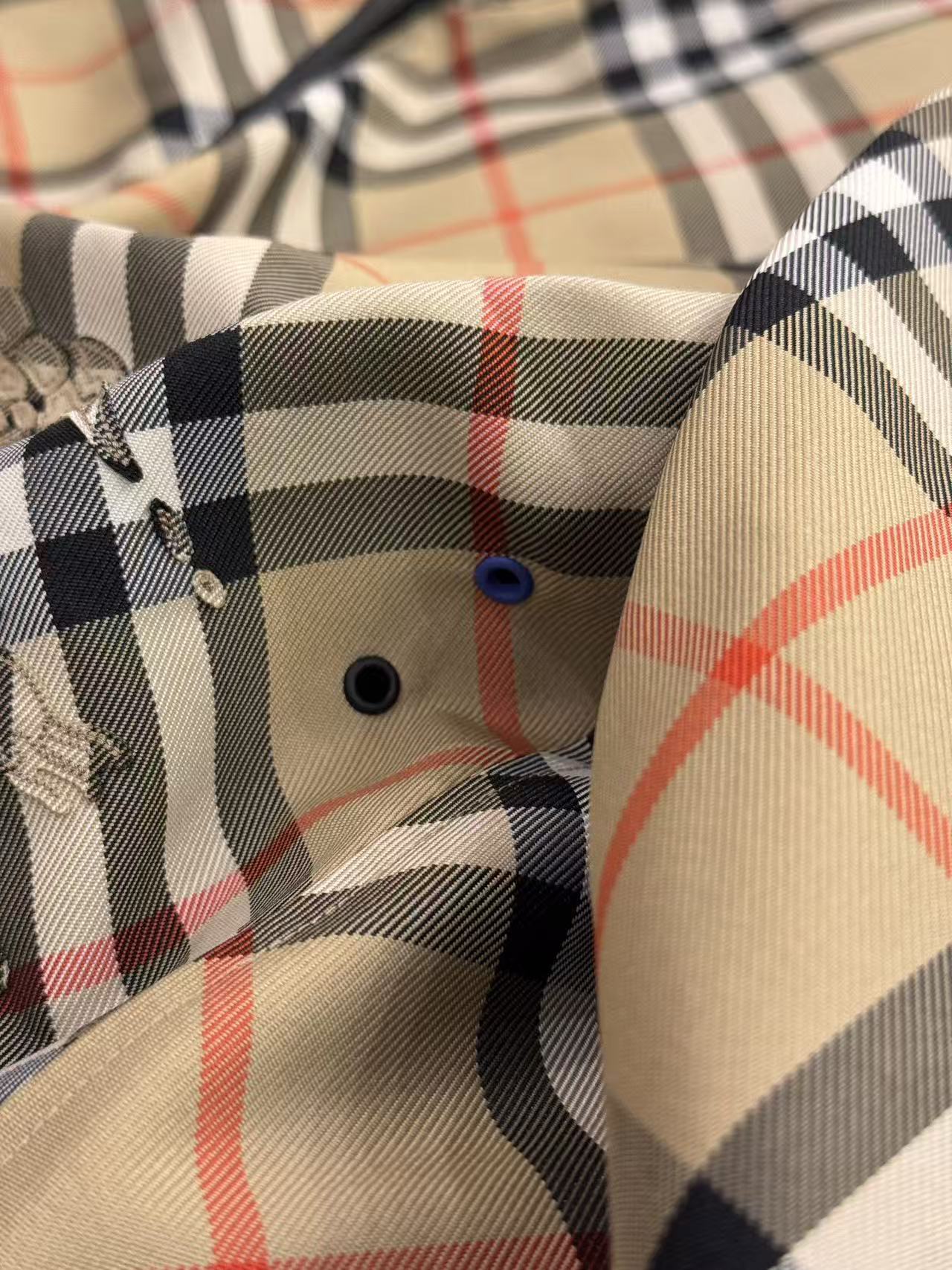 "Berry" Reversible Windbreaker