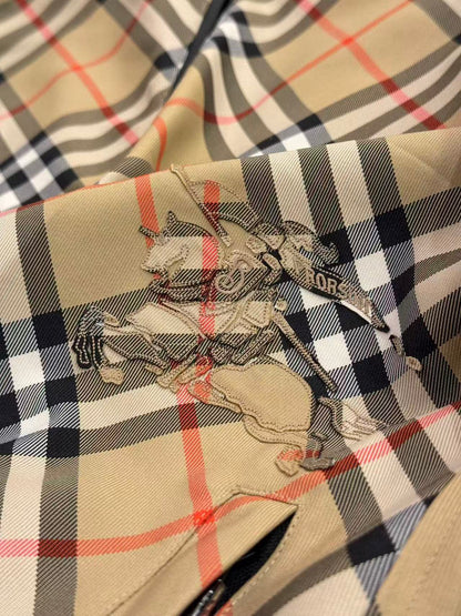 "Berry" Reversible Windbreaker