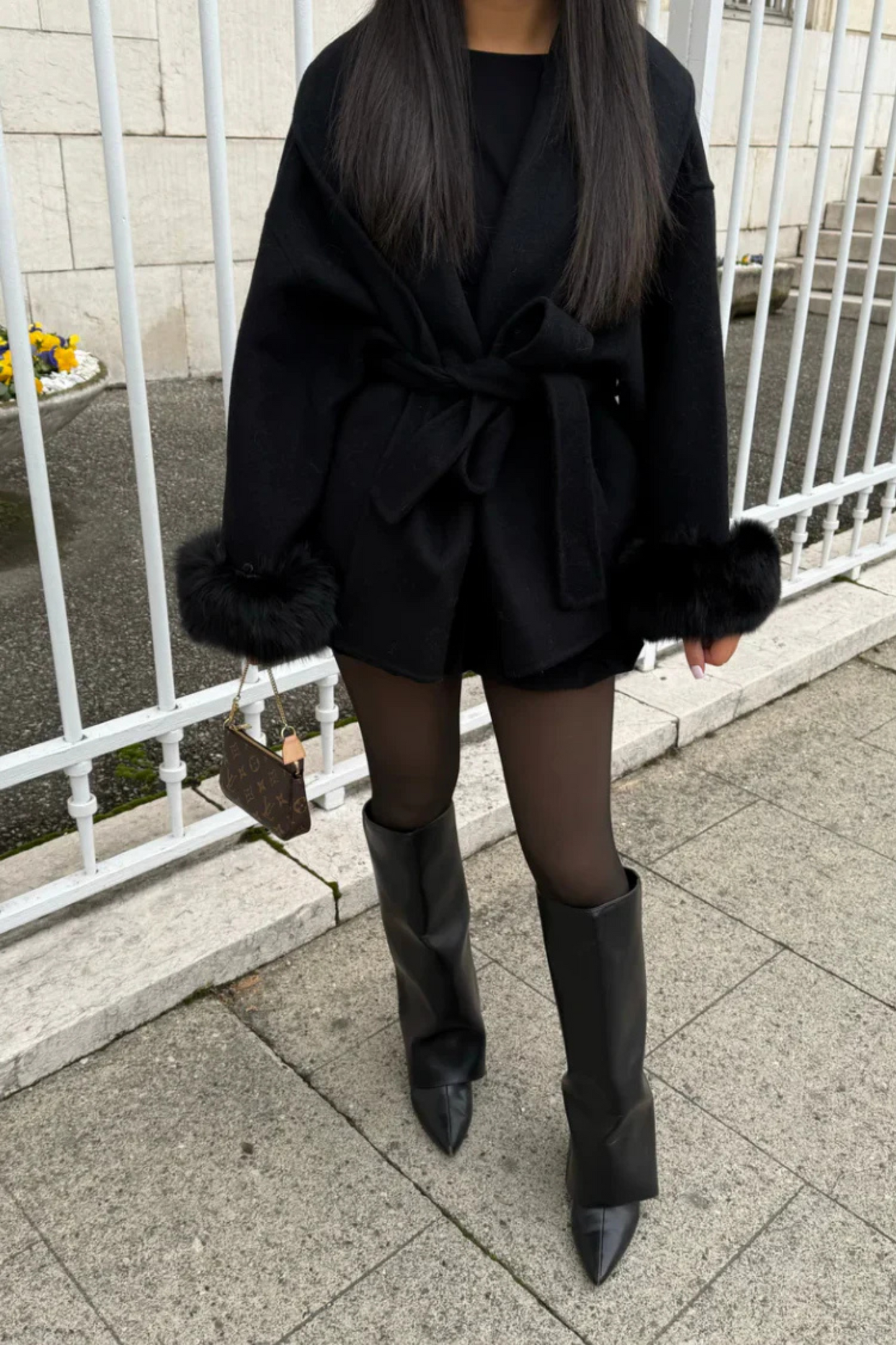 KATE – PREMIUM MANTEL MIT ECHTFELL